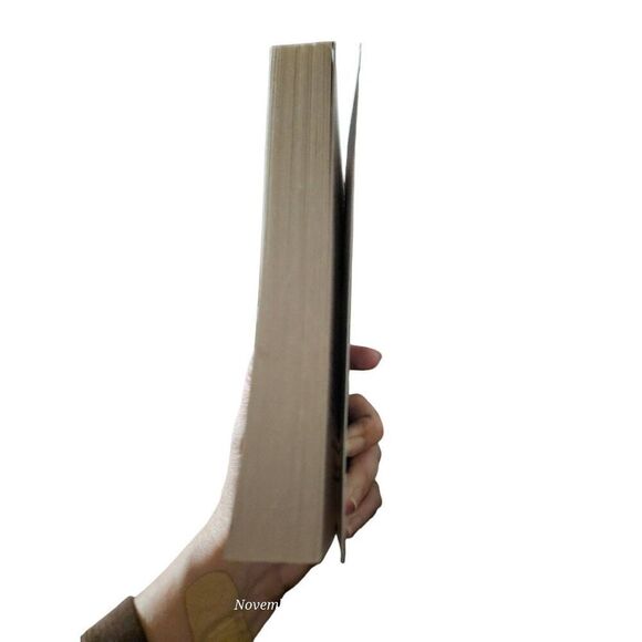 Hidden by Fern Michaels zebra fiction books isbn 9781420152326 - Picture 2 of 5